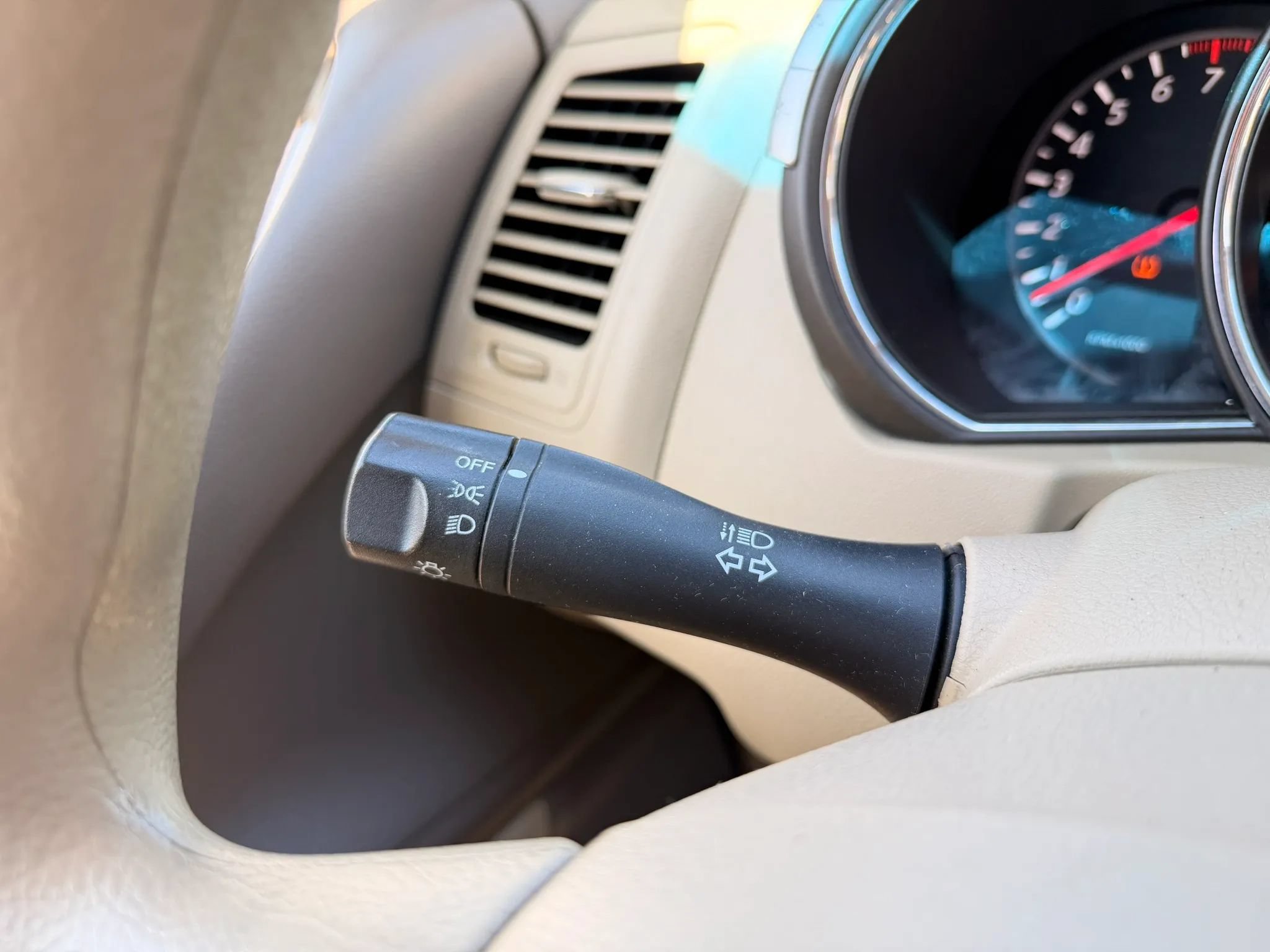 Used 2013 Nissan Murano S AWD/4WD image 37