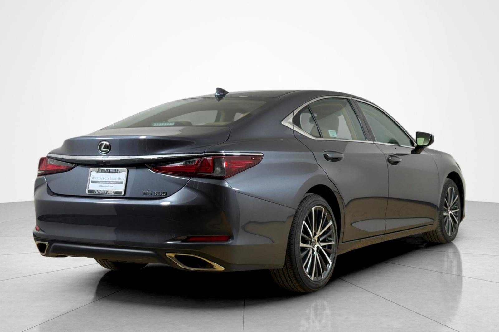 Used 2024 Lexus ES 350 w/ Premium Package FWD image 5