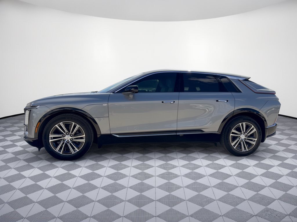 Certified 2024 Cadillac Lyriq Luxury w/ LPO, Floor Liner Package RWD image 2