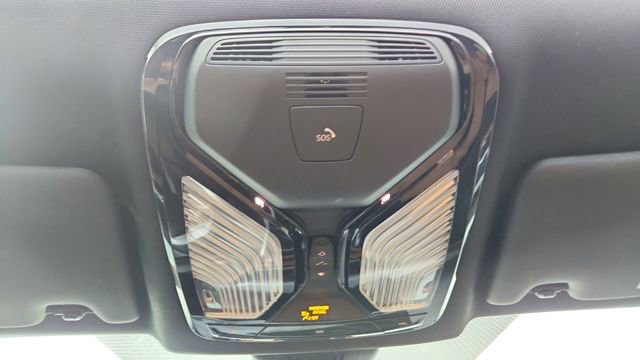 Used 2026 BMW M440i Coupe RWD image 55