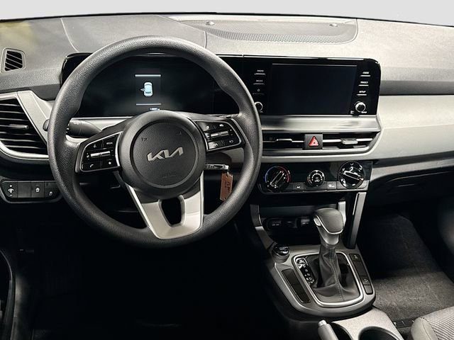 Used 2024 Kia Seltos LX image 19