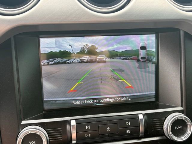 Used 2022 Ford Mustang Premium RWD image 5
