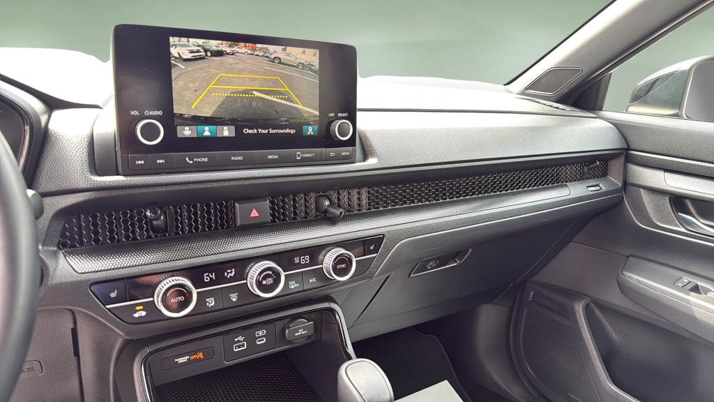 Used 2025 Honda CR-V Sport image 28