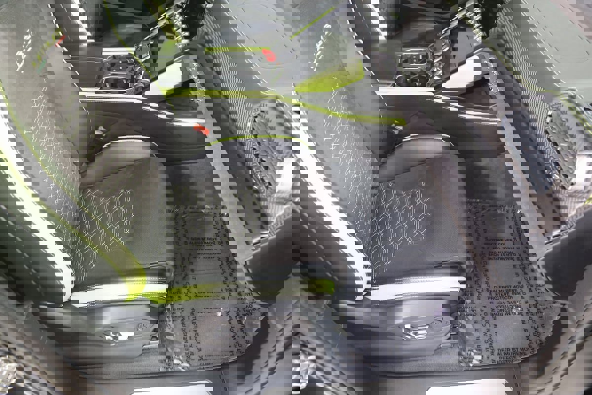 Used 2022 Lamborghini Urus image 17