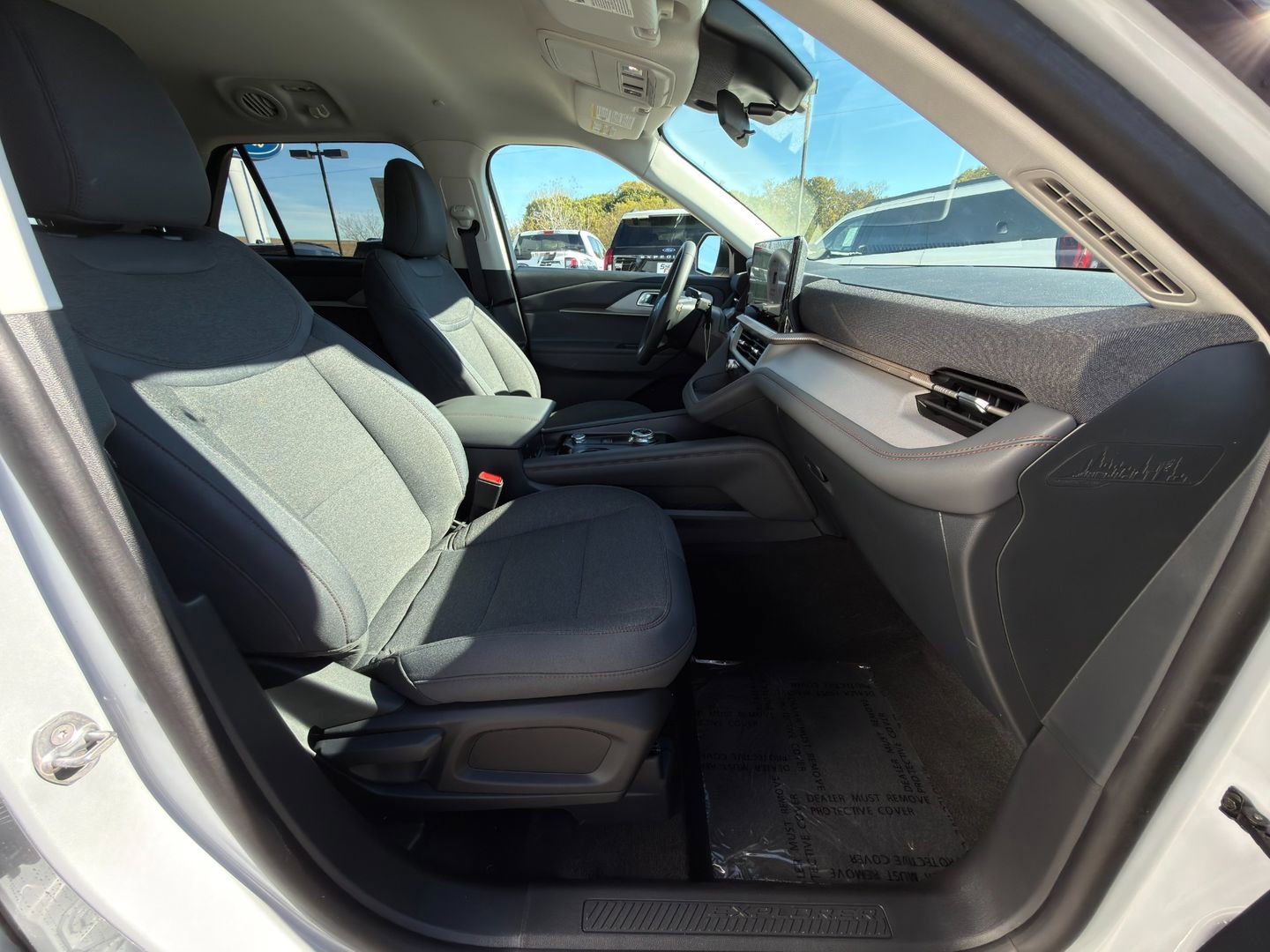 New 2026 Ford Explorer Active image 9