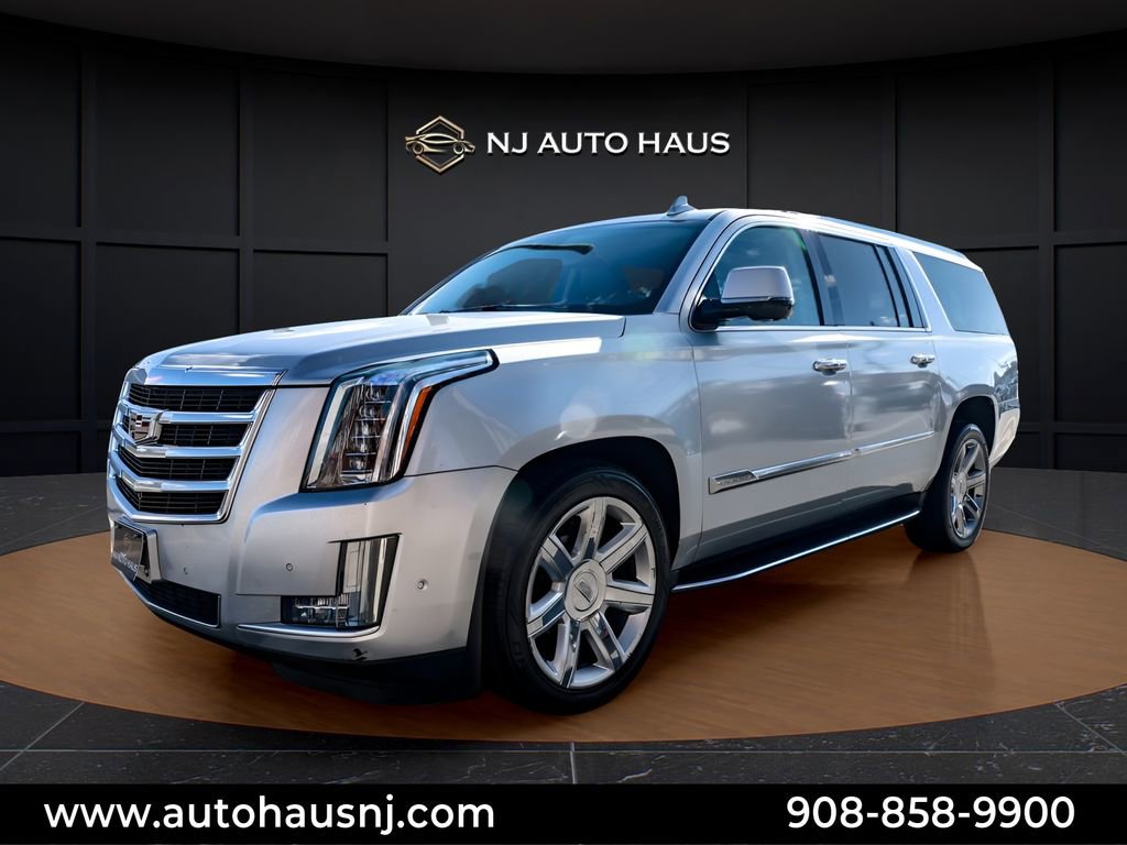Used 2018 Cadillac Escalade ESV Luxury image 4