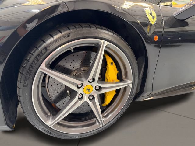 Used 2014 Ferrari 458 Spider RWD image 26