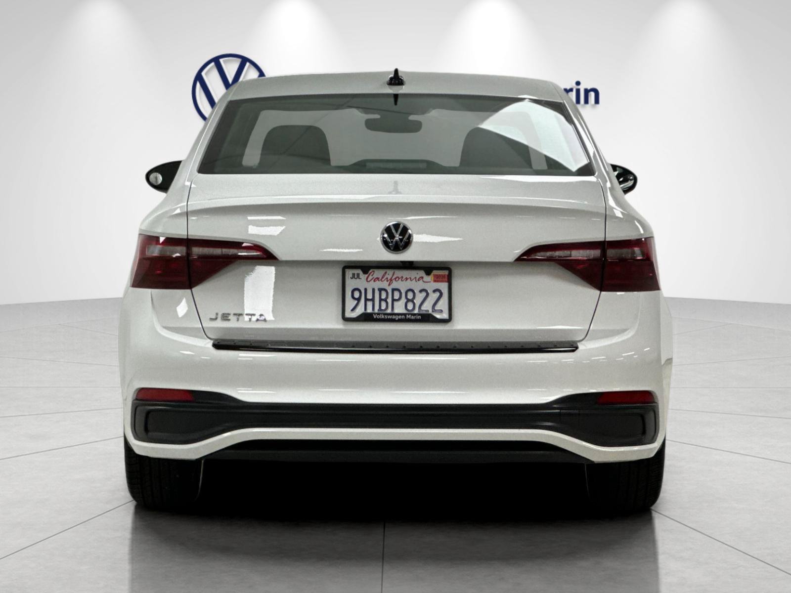 Used 2023 Volkswagen Jetta Sport FWD image 4