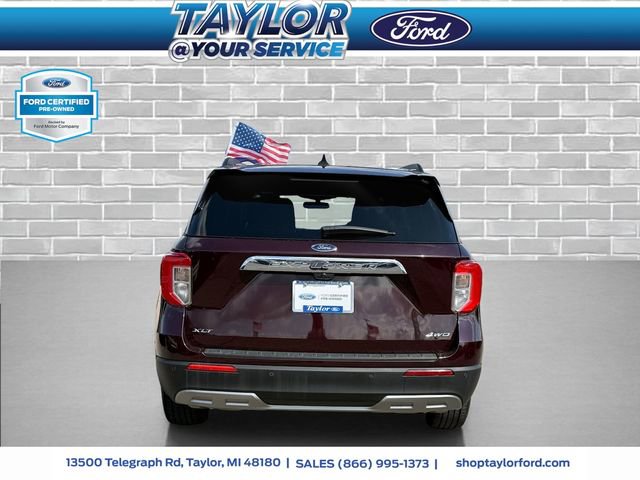 Certified 2023 Ford Explorer XLT w/ Equipment Group 202A image 4