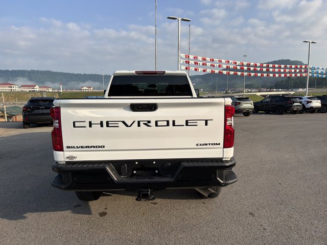 Used 2025 Chevrolet Silverado 2500 Custom w/ Custom Convenience Package AWD/4WD image 5