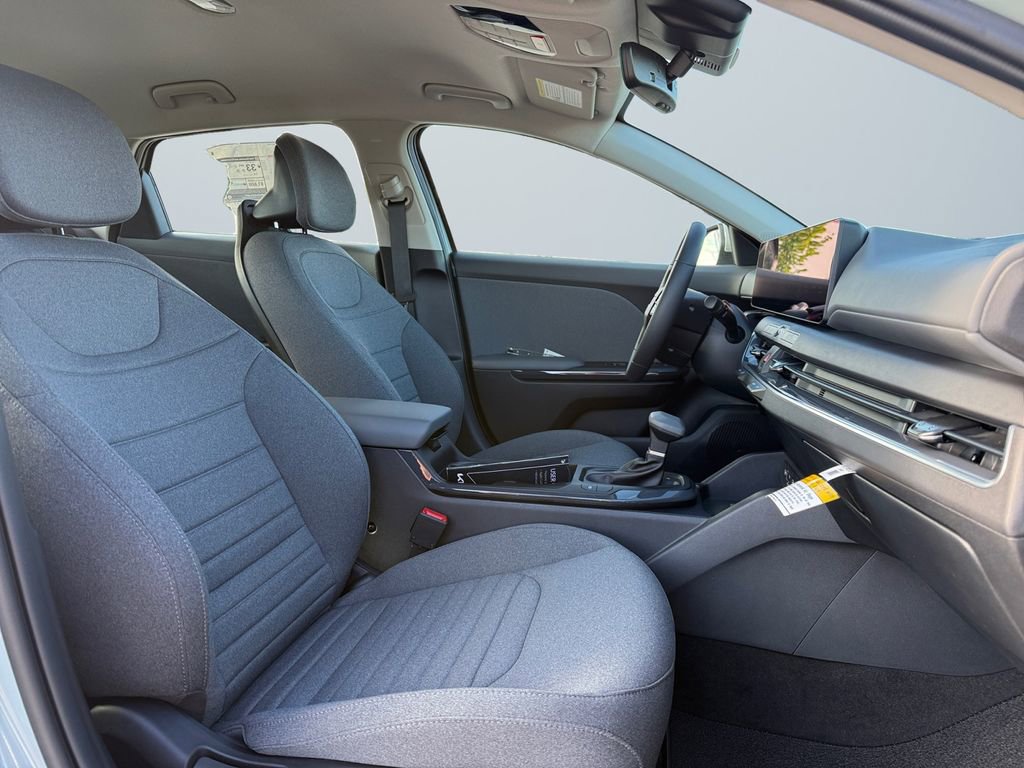 New 2025 Kia K4 EX image 15