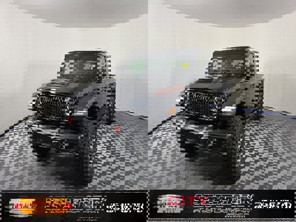 New 2025 Jeep Gladiator Mojave image 3