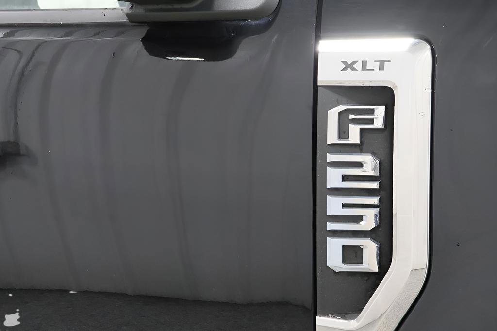 Used 2022 Ford F250 XLT w/ XLT Value Package image 27
