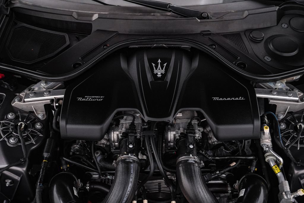 Certified 2024 Maserati GranTurismo Trofeo AWD/4WD image 31