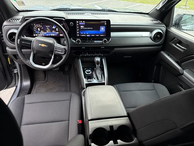 Used 2024 Chevrolet Colorado LT AWD/4WD image 12