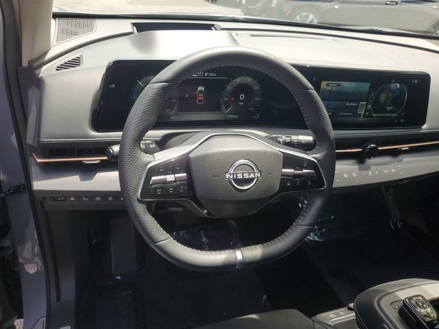 Used 2024 Nissan Ariya AWD image 15