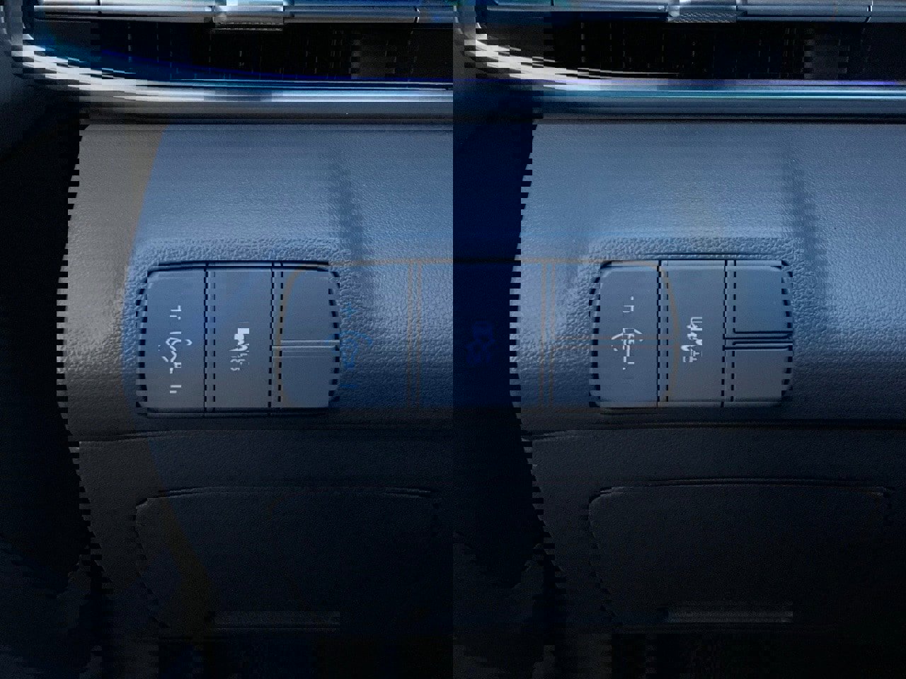 Used 2025 Hyundai Elantra SEL image 22