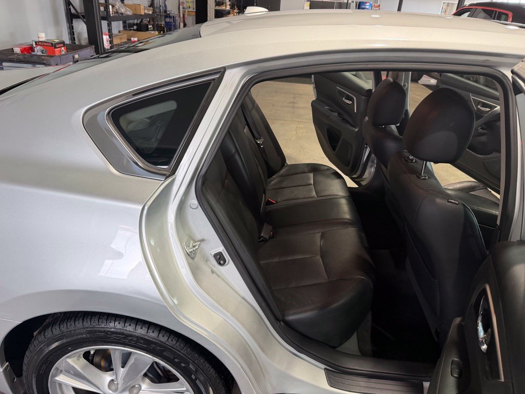 Used 2014 Nissan Altima 2.5 SL w/ Technology Package FWD image 20