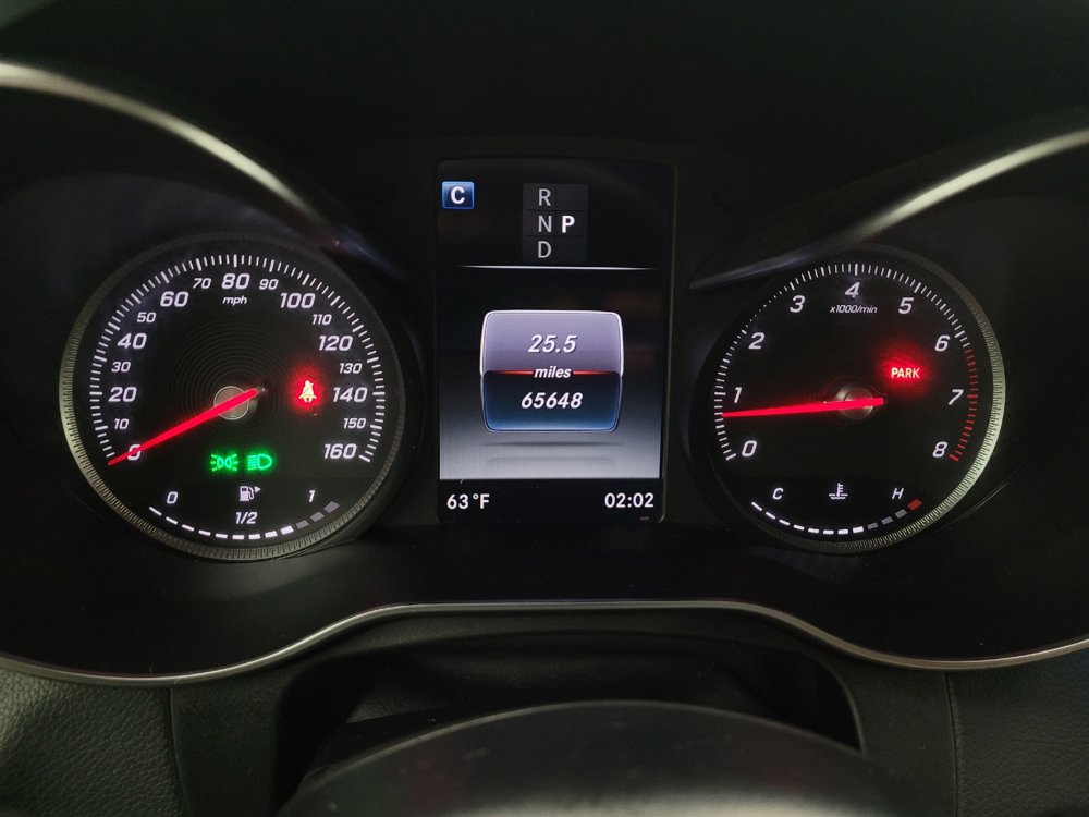 Used 2019 Mercedes-Benz GLC 300 4MATIC image 23