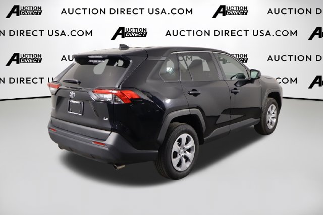 Used 2024 Toyota RAV4 LE FWD image 42
