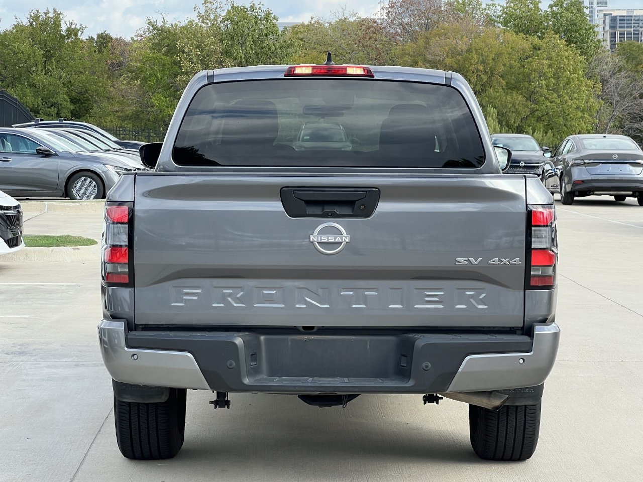 Used 2024 Nissan Frontier SV w/ Technology Package AWD/4WD image 4