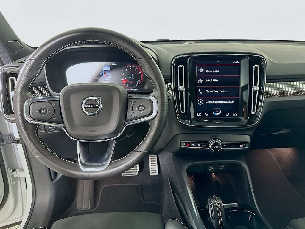 Used 2021 Volvo XC40 T5 R-Design w/ Advanced Package AWD/4WD image 19