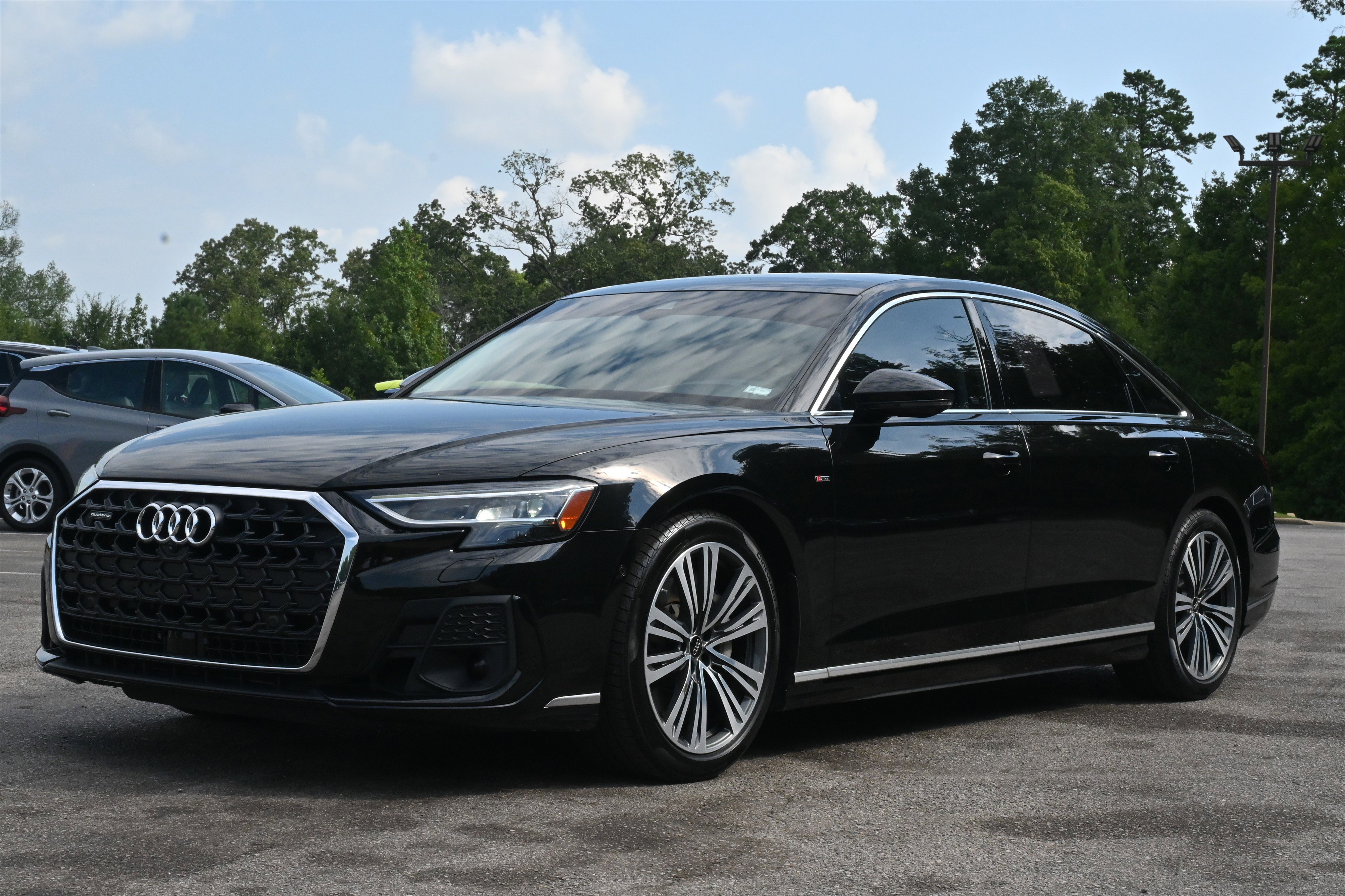 Used 2022 Audi A8 L 3.0T image 5