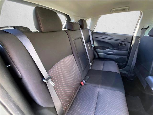 Used 2017 Mitsubishi Outlander Sport ES image 29