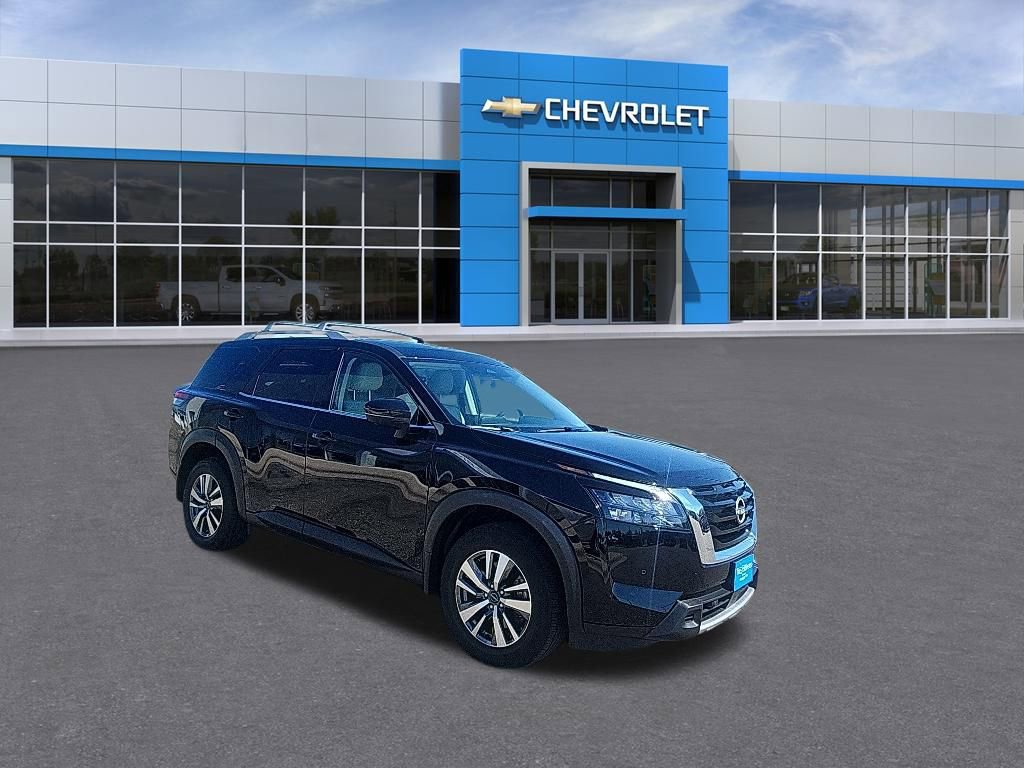 Used 2025 Nissan Pathfinder SL w/ Cargo Package AWD/4WD image 7