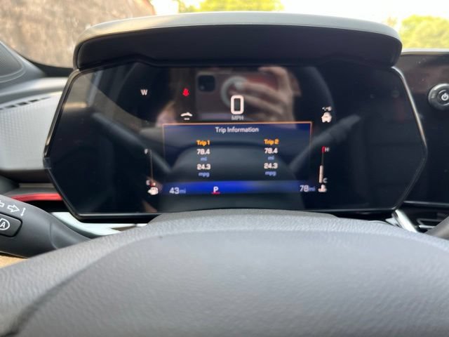 New 2026 Chevrolet Trax RS w/ Driver Confidence Package FWD image 25
