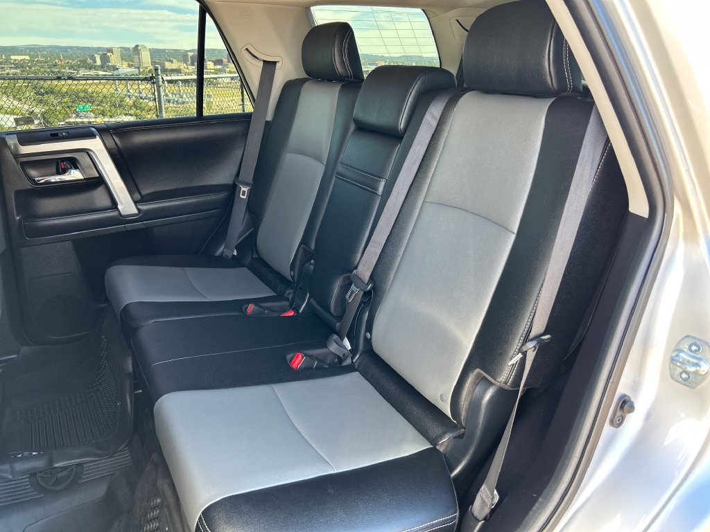 Used 2020 Toyota 4Runner SR5 Premium AWD/4WD image 18