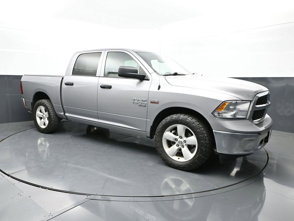 Used 2023 RAM 1500 Classic SLT image 5