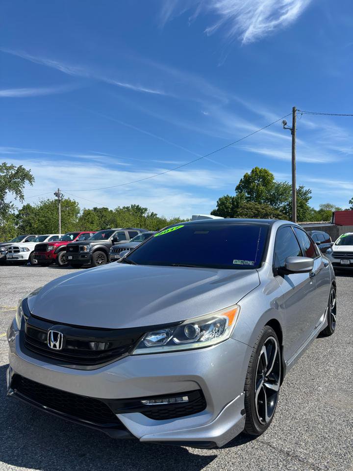 Used 2017 Honda Accord Sport Special Edition image 3