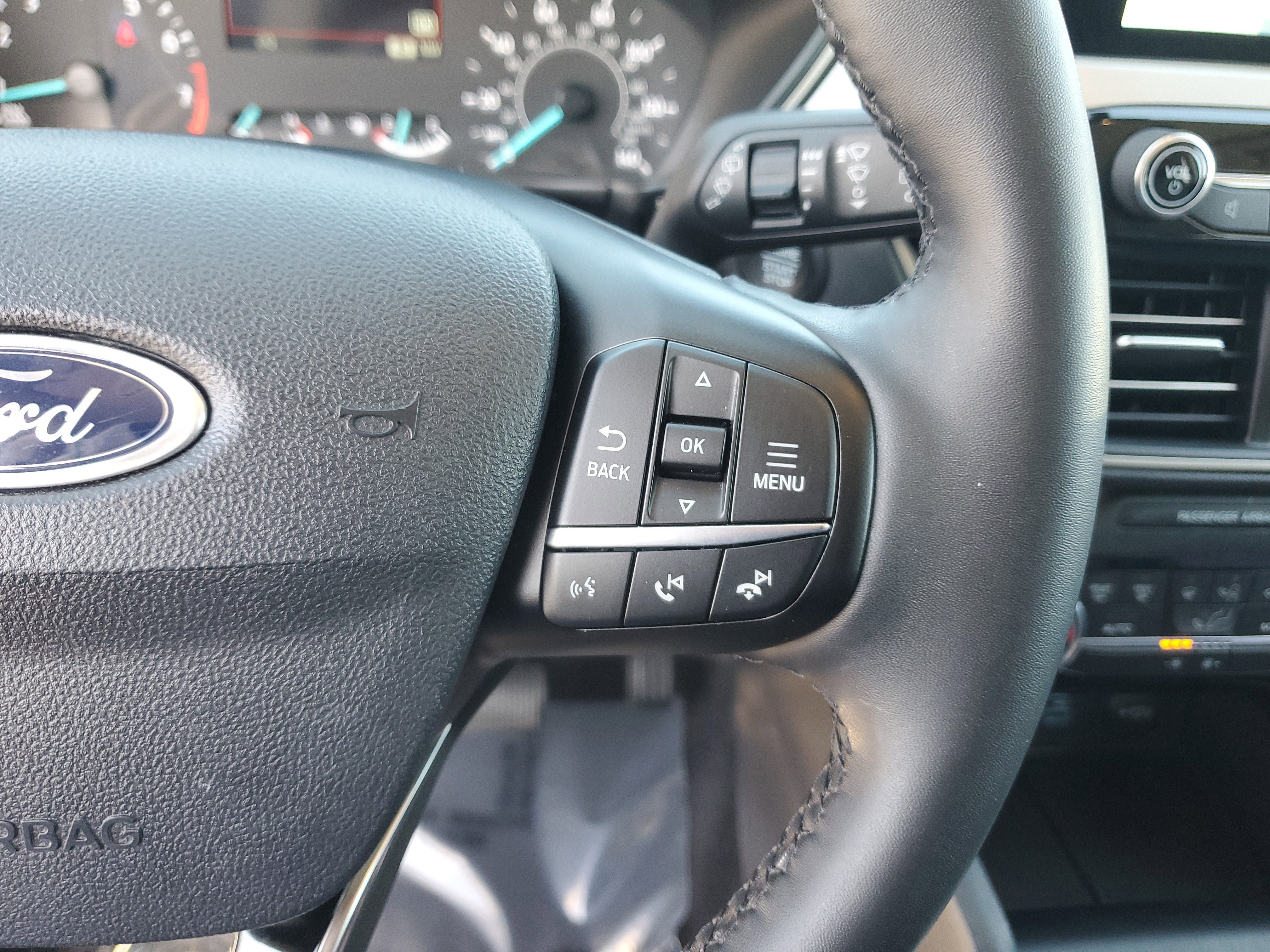 Used 2022 Ford Escape SE w/ Convenience Package image 24