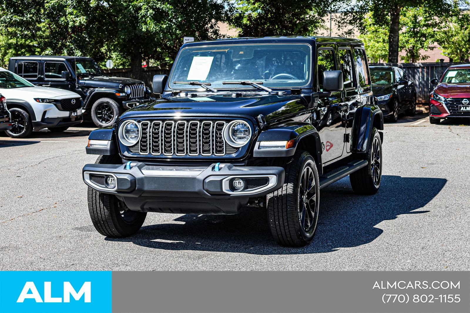 Used 2024 Jeep Wrangler Unlimited Sahara AWD/4WD image 3