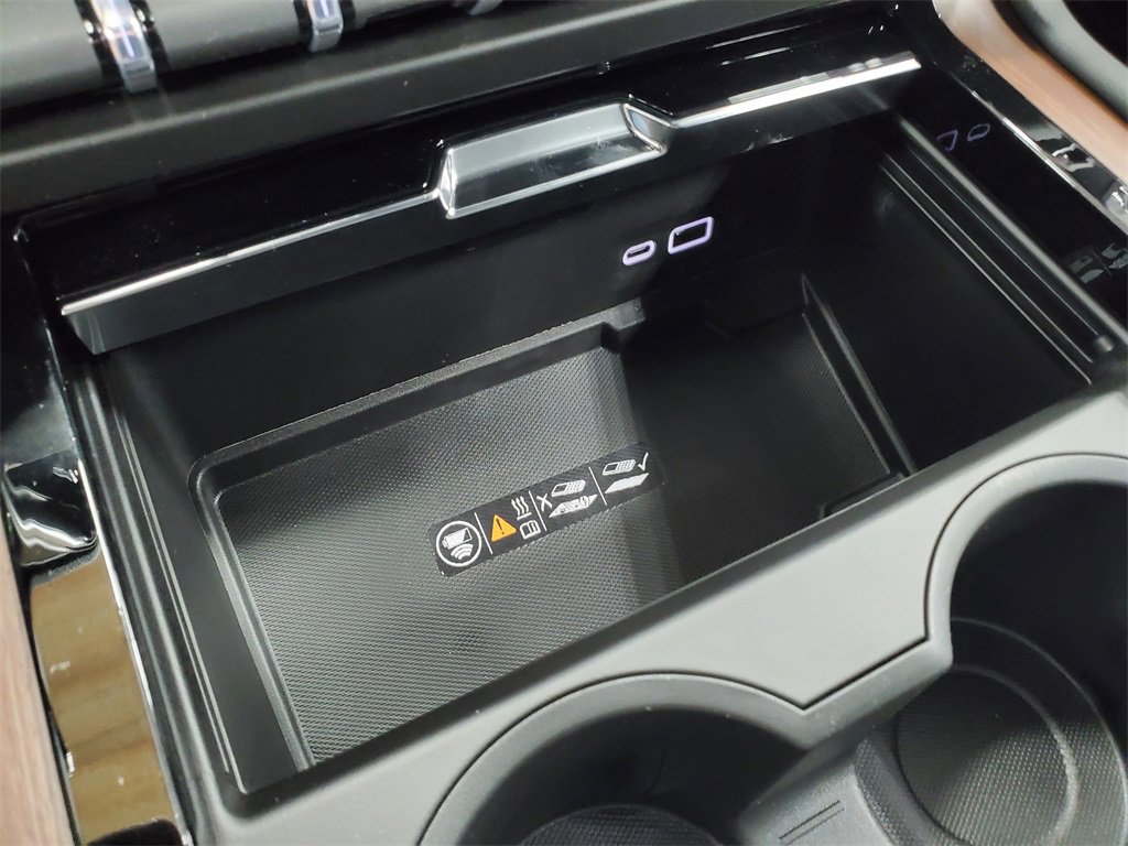 New 2026 GMC Yukon XL Denali w/ LPO, Floor Liner Package image 25