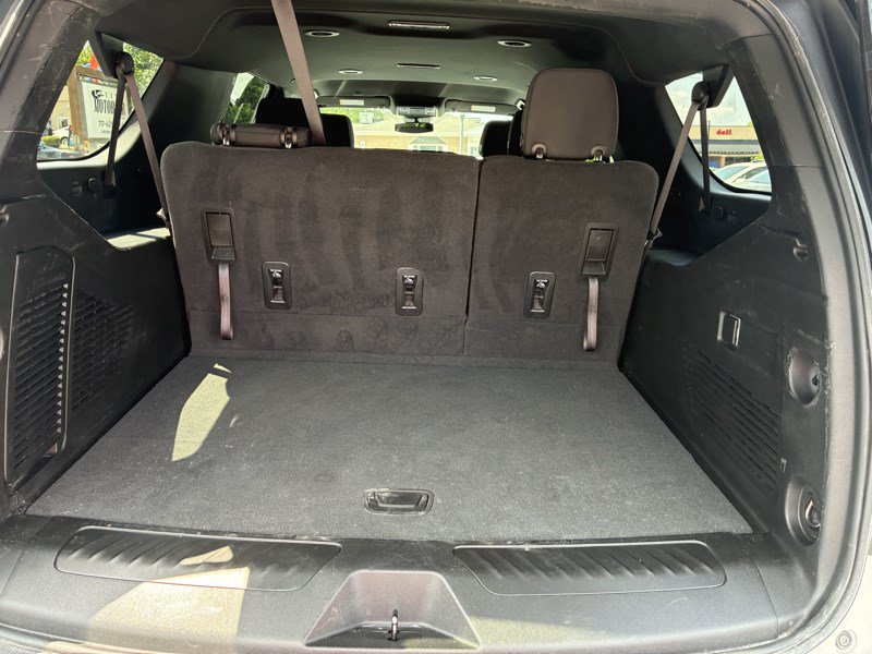 Used 2023 Chevrolet Suburban LS AWD/4WD image 19