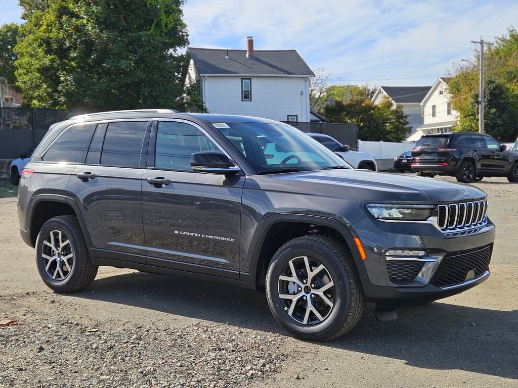New 2025 Jeep Grand Cherokee Limited image 7