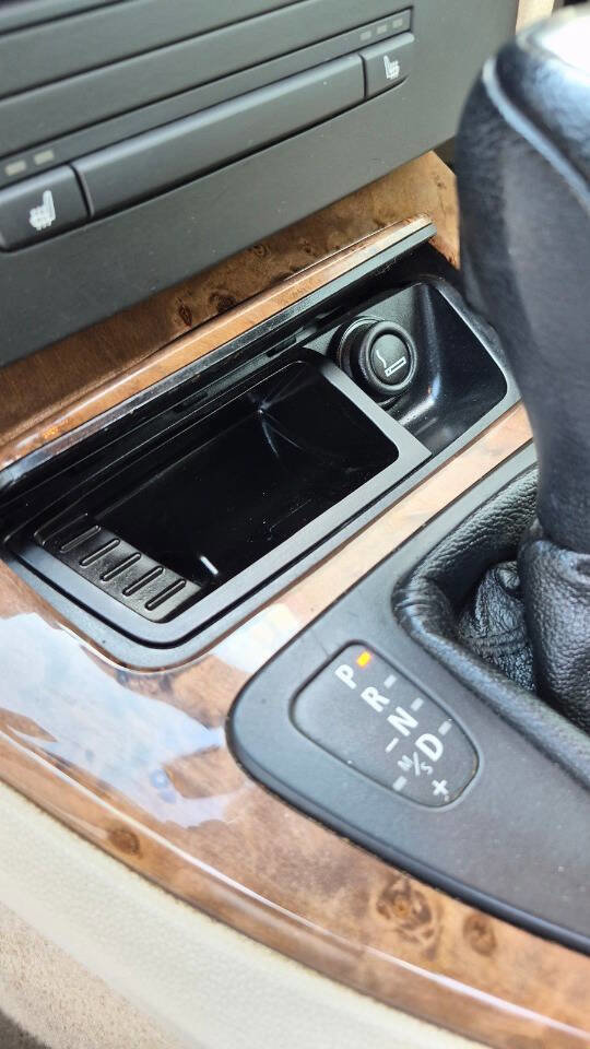 Used 2007 BMW 335i Convertible image 47