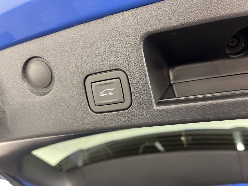 New 2026 Chevrolet Equinox ACTIV w/ Safety and Technology Package image 21