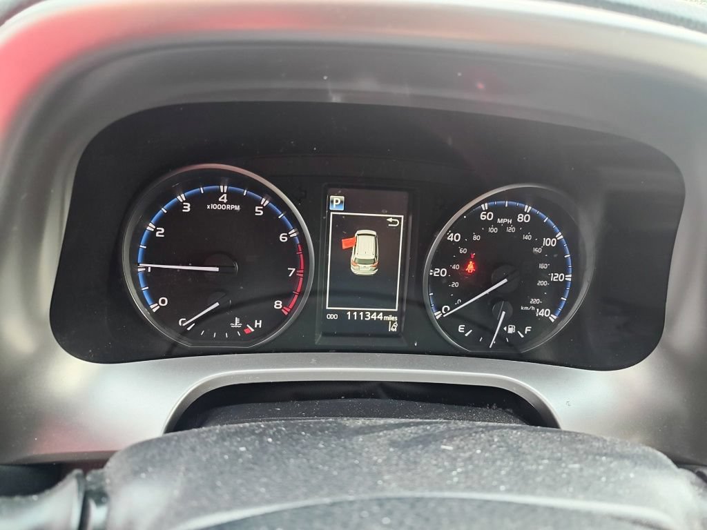 Used 2018 Toyota RAV4 LE w/ All Weather Liner Package AWD/4WD image 8