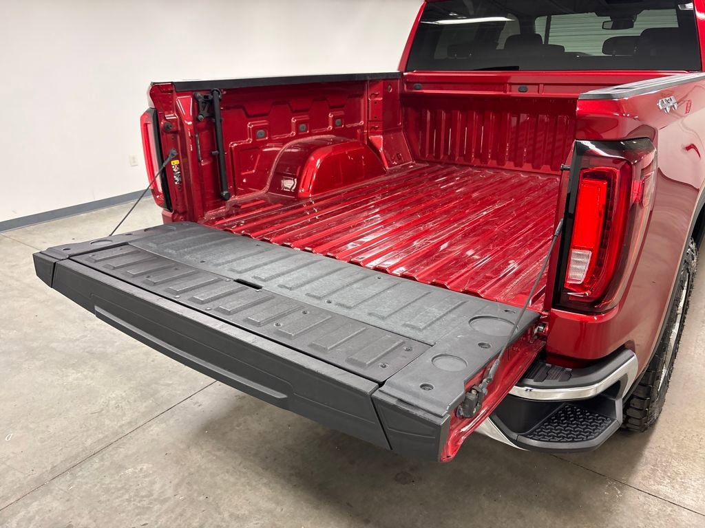 Used 2024 GMC Sierra 1500 SLT w/ SLT Convenience Package image 19