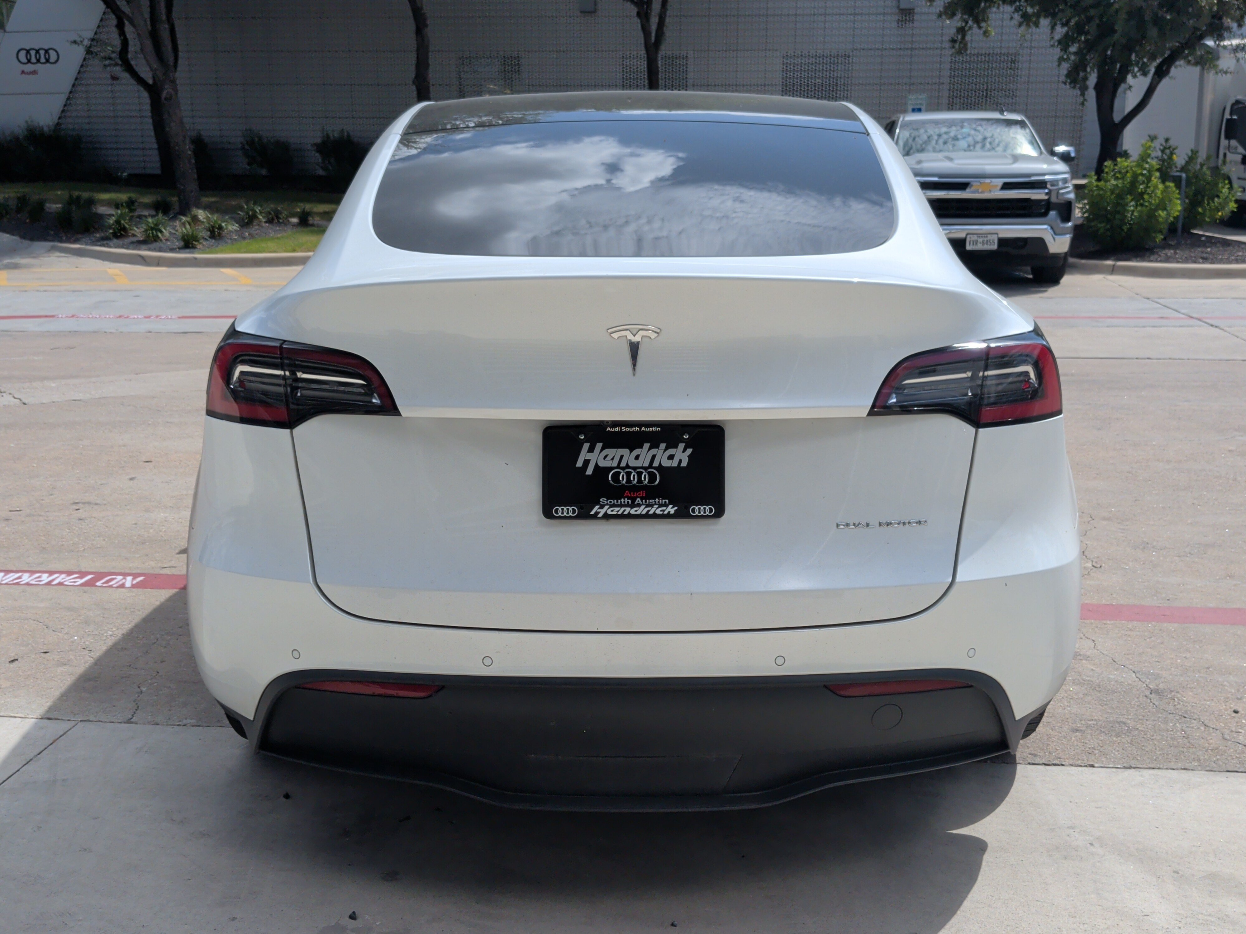 Used 2021 Tesla Model Y Long Range AWD/4WD image 9