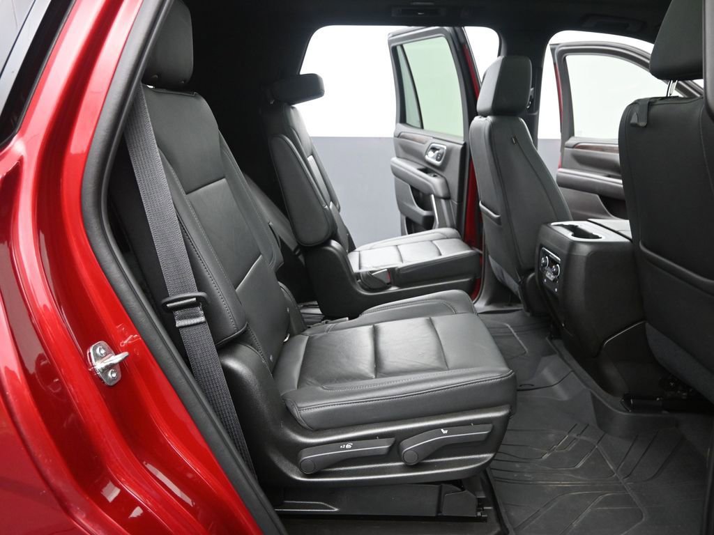 Used 2021 Chevrolet Tahoe Z71 w/ Z71 Off-Road Package image 16