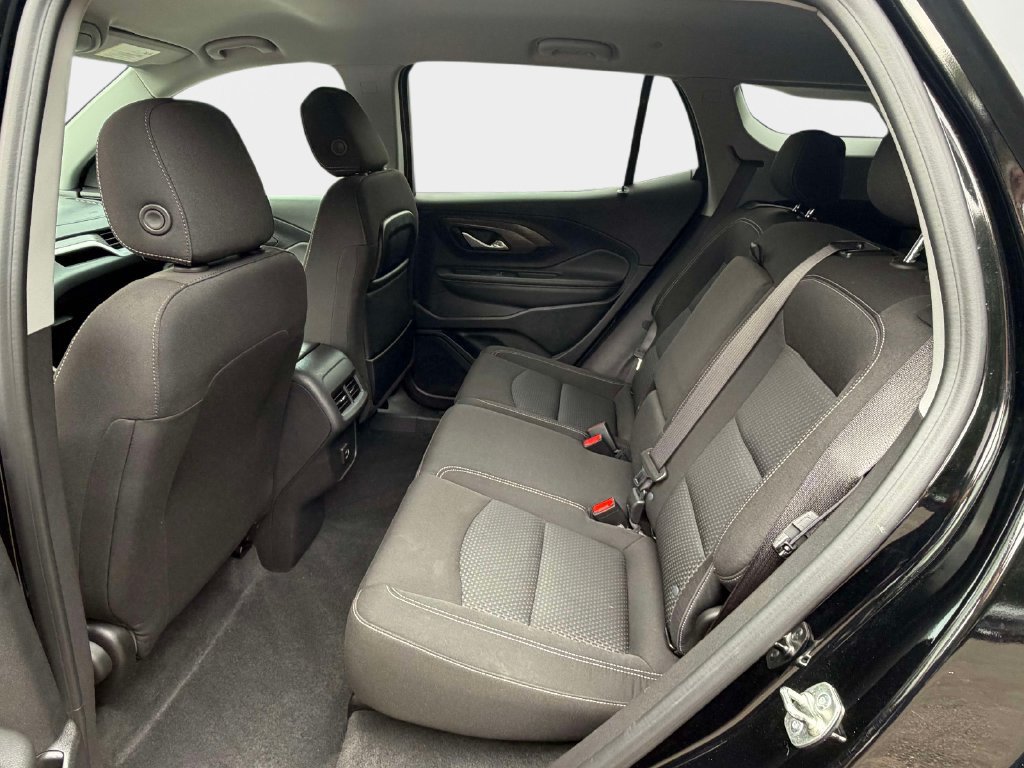 Used 2024 GMC Terrain SLE AWD/4WD image 15