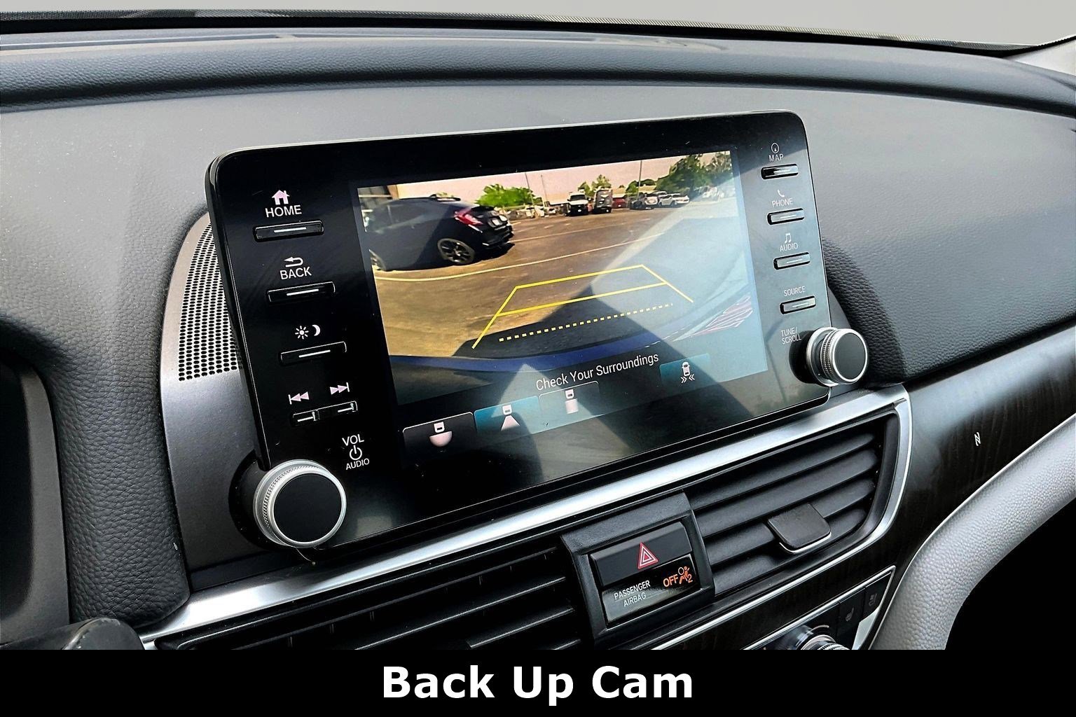 Used 2018 Honda Accord Touring image 13