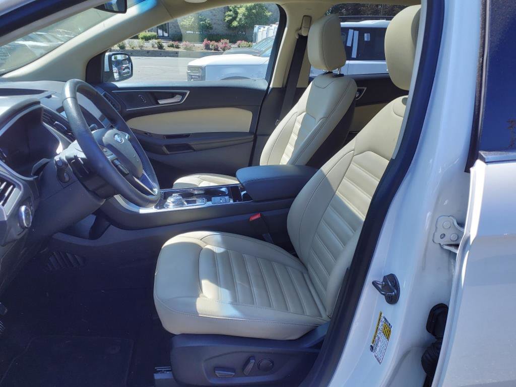 Used 2020 Ford Edge SEL w/ Convenience Package image 17