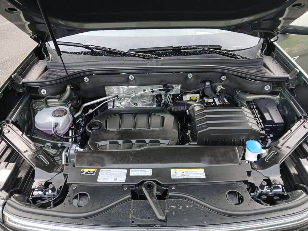 New 2025 Volkswagen Atlas Cross Sport SEL image 22