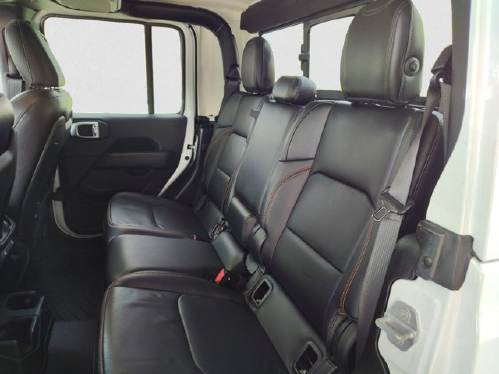 Used 2021 Jeep Gladiator Mojave AWD/4WD image 18