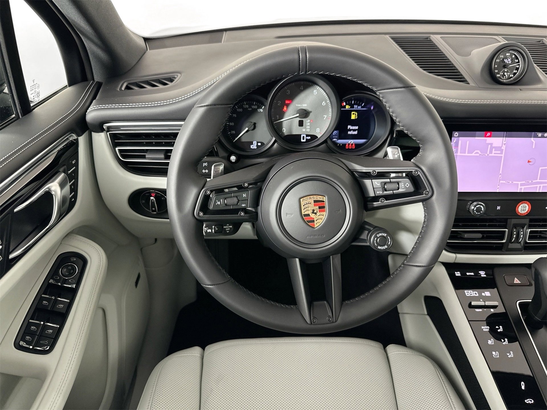 New 2026 Porsche Macan S image 18
